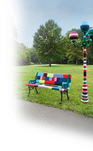 Bench wrapped in yarn